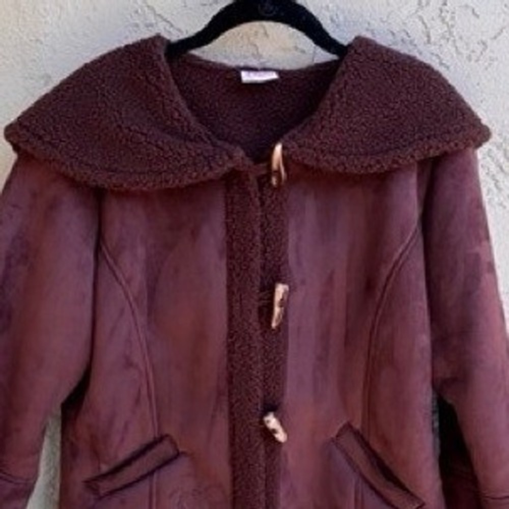 Disney Womens Brown Faux Suede Mickey Sherpa Jacket LARGE Embroidered Cozy - Picture 3 of 9